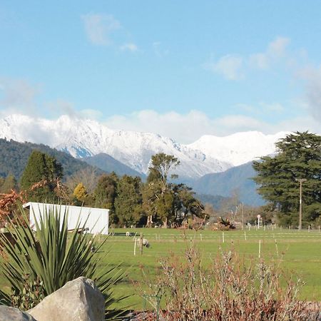Kokatahi Valley Country Inn Lower Kokatahi Bagian luar foto