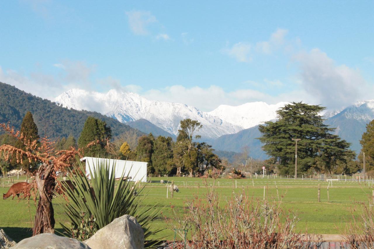 Kokatahi Valley Country Inn Lower Kokatahi Bagian luar foto